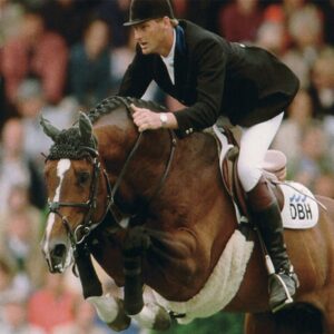 Heartbreaker, padrillo castaño nacido en 1989, hijo de Nimmerdor y Bacarole, destacado en salto 1.60m.